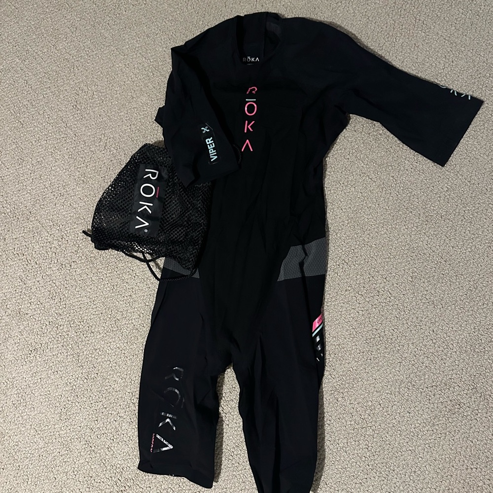 WOMEN'S ROKA VIPER X2 SWIMSKIN - SHORT SLEEVE